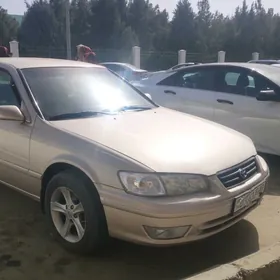 Toyota Camry 2000