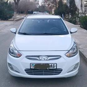 Hyundai Accent 2014