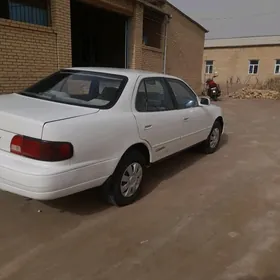 Toyota Camry 1994