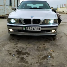 BMW E39 1998