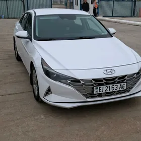 Hyundai Elantra 2021