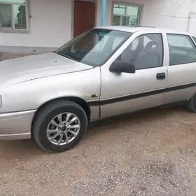 Opel Vectra 1990