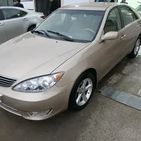 Toyota Camry 2003