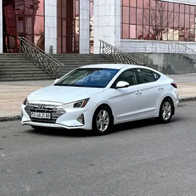 Hyundai Elantra 2020
