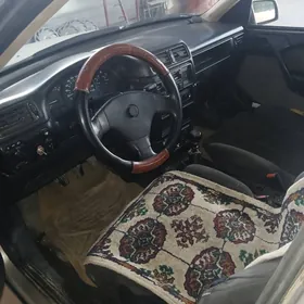 Opel Vectra 1990