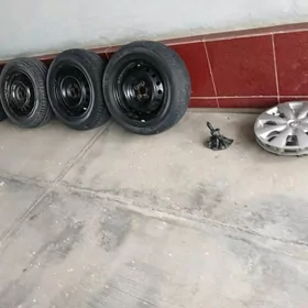 corolla 15-lik teker rodnoy