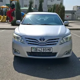 Toyota Camry 2010