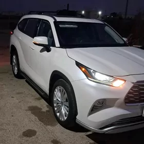 Toyota Highlander 2022