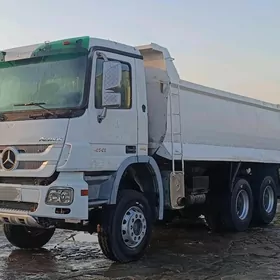Mercedes-Benz ACTROS 3331 2009