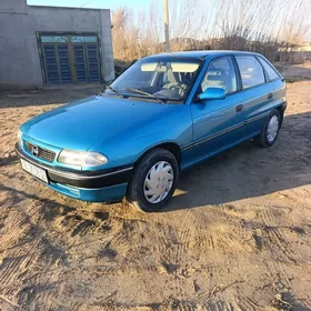 Opel Astra 1983