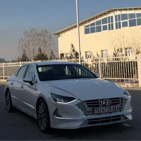 Hyundai Sonata Hybrid 2020