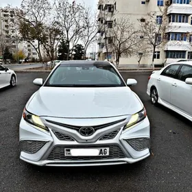 Toyota Camry 2022