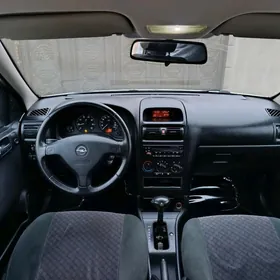 Opel Astra 2002