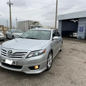 Toyota Camry 2010