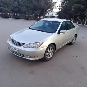 Toyota Camry 2004