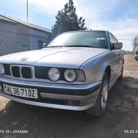 BMW 525 1990
