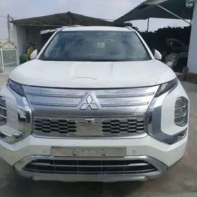 Mitsubishi Outlander 2026