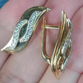 gyzyl gadymy gulakalka