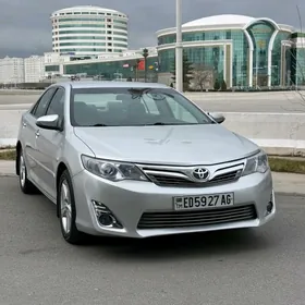 Toyota Camry 2011