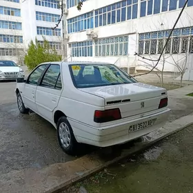 Peugeot 405 1998