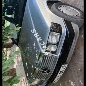 Mercedes-Benz 190E 1988