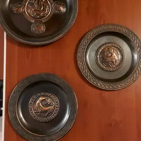 чеканки тарелки