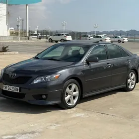Toyota Camry 2011
