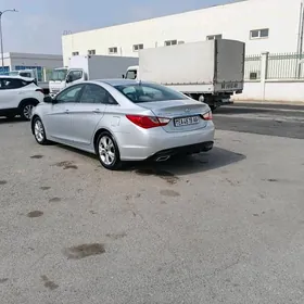 Hyundai Sonata 2012