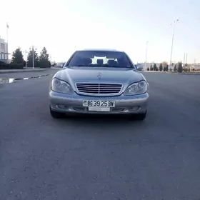 Mercedes-Benz E-Class 1999