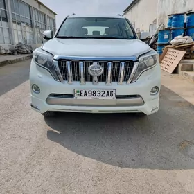 Toyota Land Cruiser Prado 2015