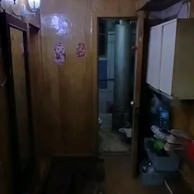 От хозяина 6 мкр 2 ком 2 этаж