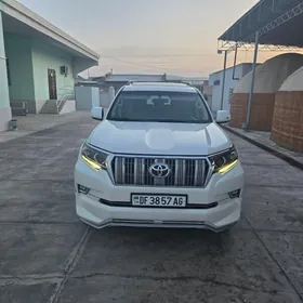 Toyota Land Cruiser Prado 2018