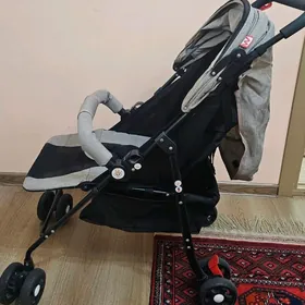 Детская коляска