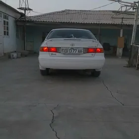 Toyota Camry 1998
