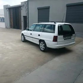 Opel Astra 1996