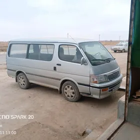 Toyota Hiace 1995