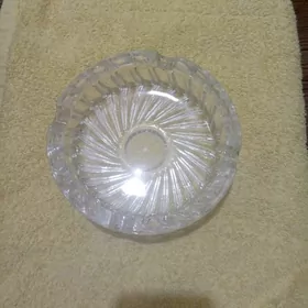 ХРУСТАЛЬНАЯ ПЕПЕЛЬНИЦА