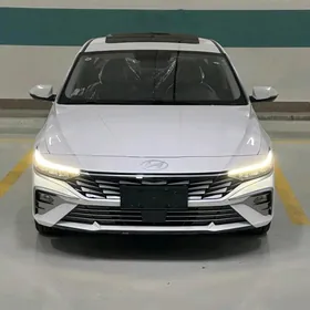 Hyundai Elantra 2025