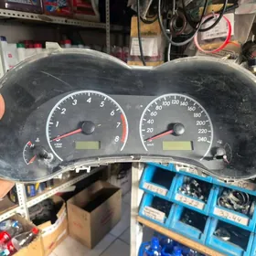 Pribor corolla 2011 haliji