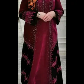 Tayyn pombarh koynek