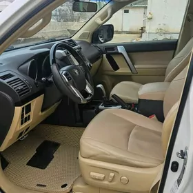 Toyota Land Cruiser Prado 2014