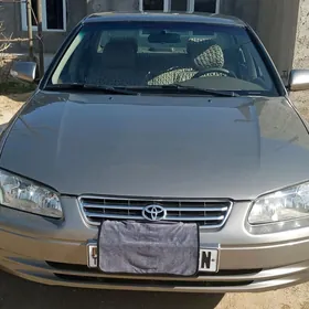 Toyota Camry 1997