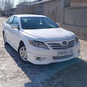 Toyota Camry 2010