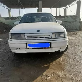 Opel Vectra 1992