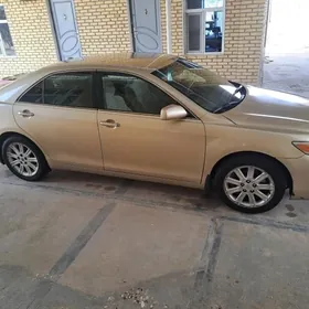 Toyota Camry 2011