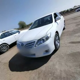 Toyota Camry 2010