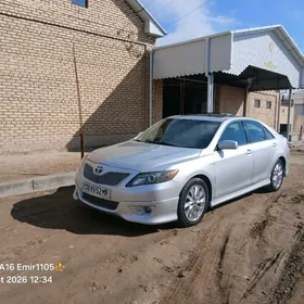 Toyota Camry 2011