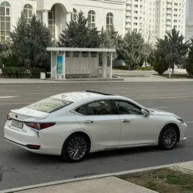 Lexus ES 350 2023