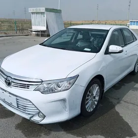 Toyota Camry 2020