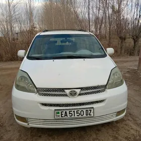 Toyota Sienna 2003